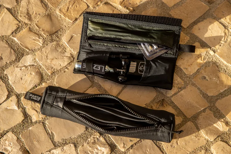 Santa Cruz Megatower CC V2 X01 AXS RSV Kit - Gloss Translucent Blue-6